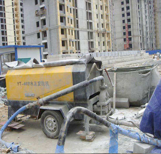 施工使用發(fā)泡機(jī)案例